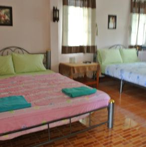 NearBy Hotel