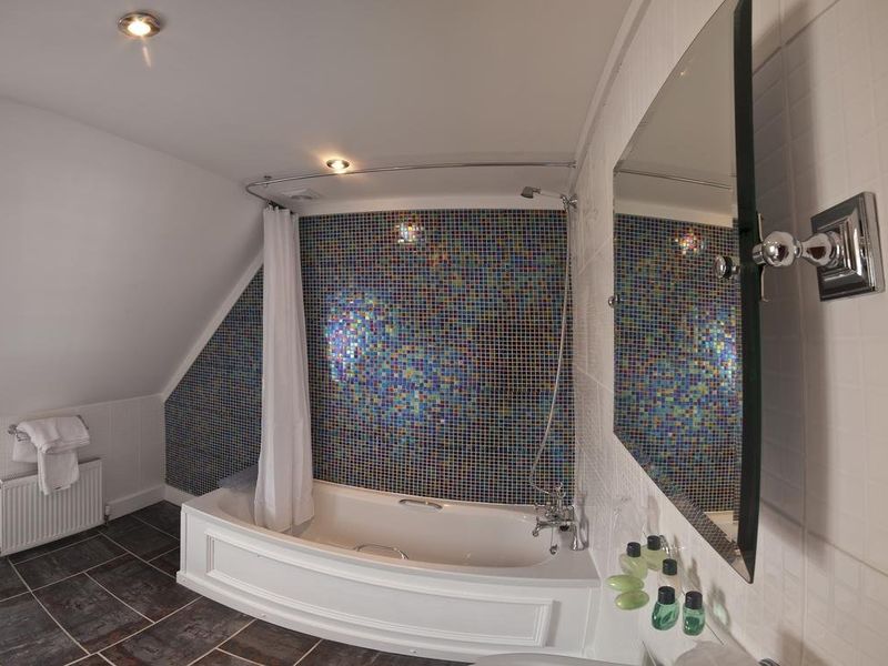 Hotel Photo 9