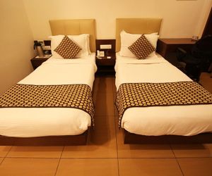 Oyo Premium Jubilee Garden Jawahar Road Rajkot Rajkot India