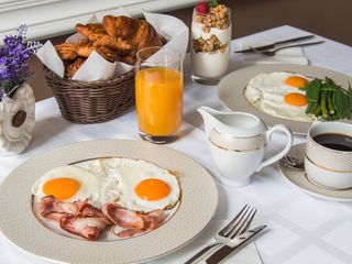 Отель Ахиллес и Черепаха