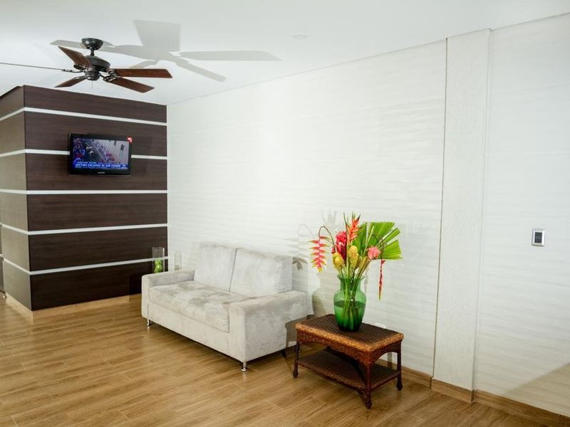 Hotel Photo 9