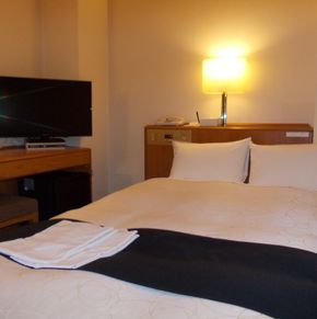 NearBy Hotel