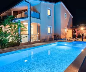 Apartments Lara Medulin Croatia