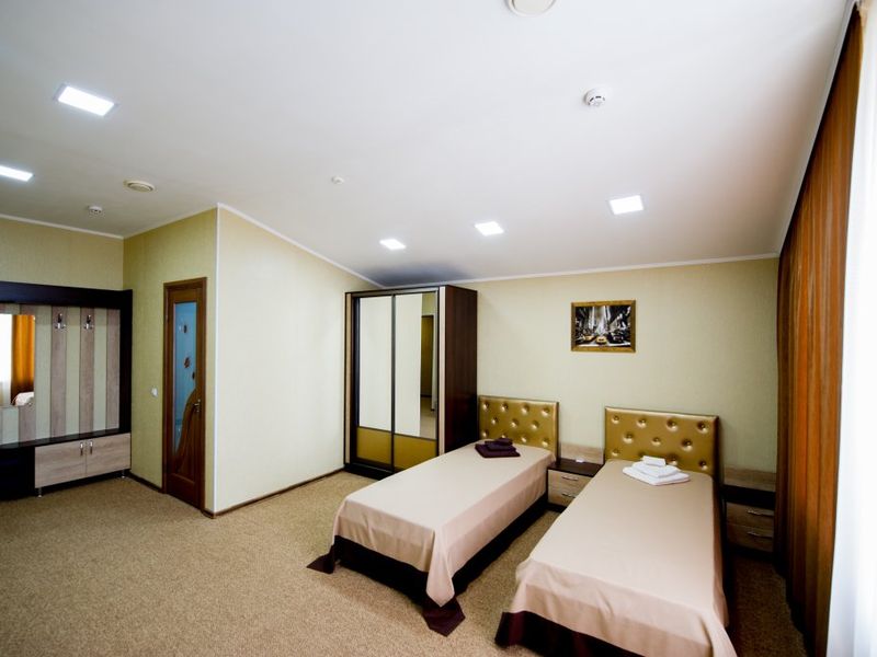 Hotel Photo 1