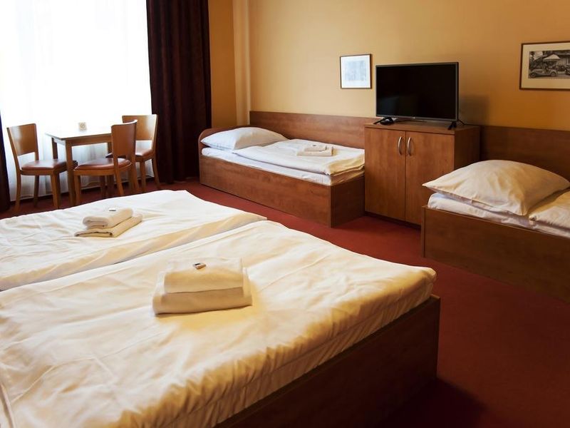 Hotel Photo 1