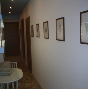 NearBy Hotel