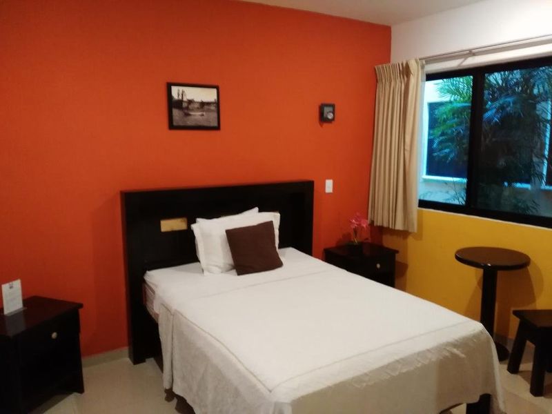 Hotel Photo 8