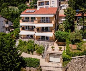 Apartments Villa Slavica Icici Croatia