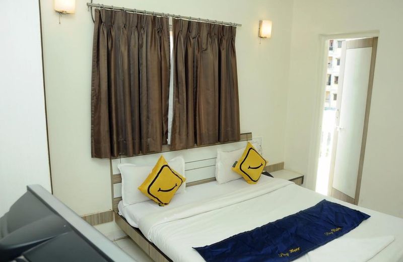 Vista Rooms At Mashal Chowk
