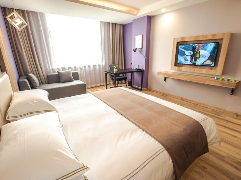 Hotel Photo 7