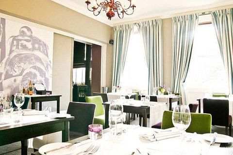 Hotel Photo 11