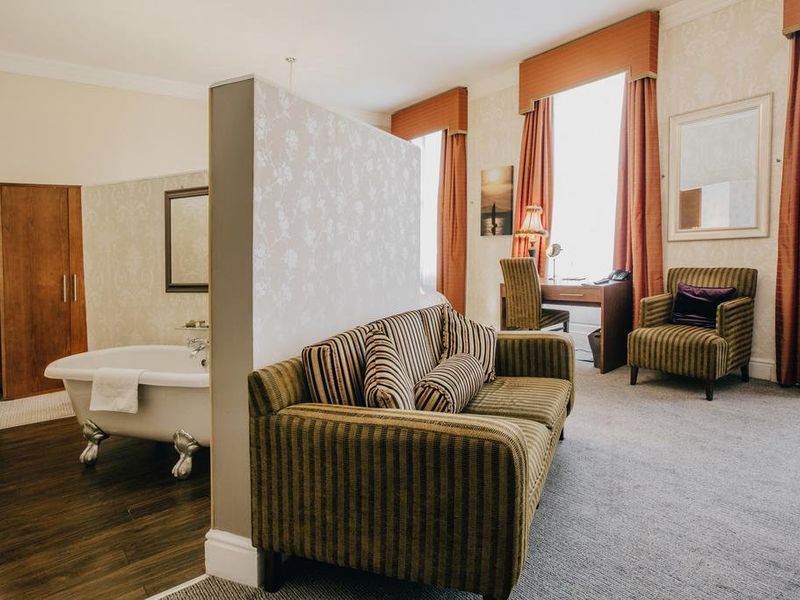Hotel Photo 8