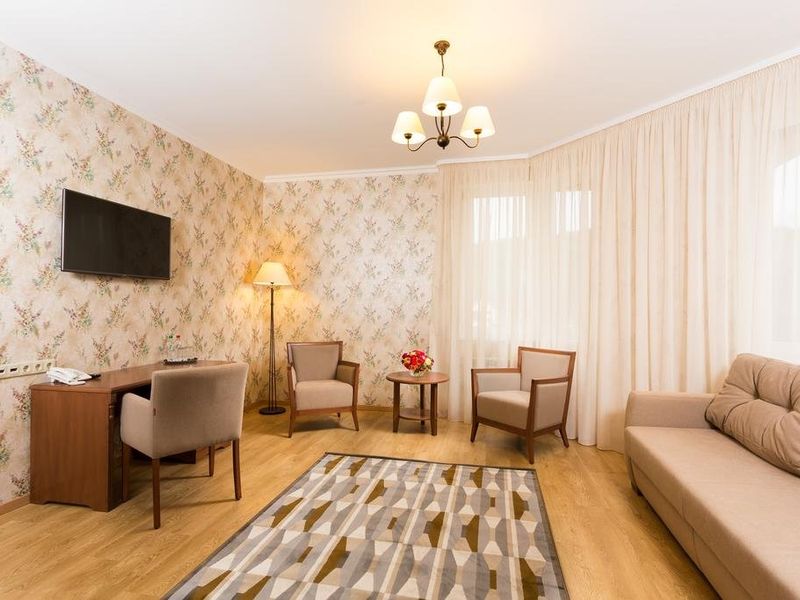 Hotel Photo 6