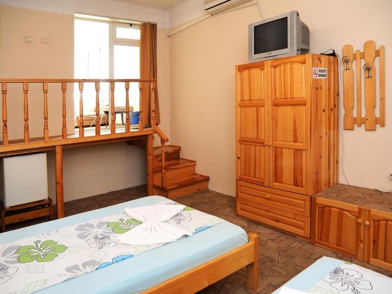 Hotel Photo 1