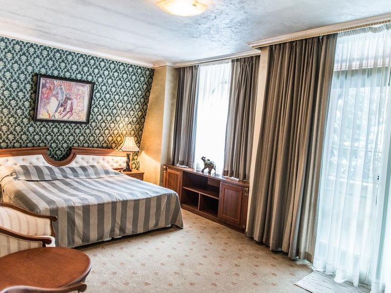 Hotel Photo 1