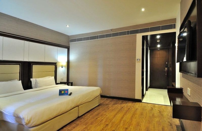 FabHotel Rajouri Garden Main Market