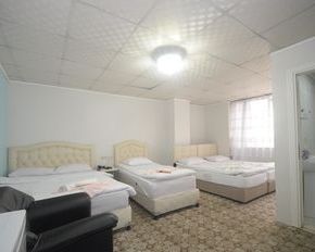 NearBy Hotel