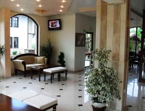 Hotel Photo 9