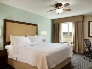 Фото отеля Homewood Suites by Hilton Kalamazoo-Portage