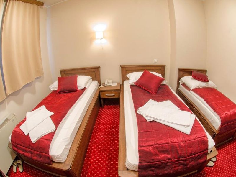 Hotel Photo 12