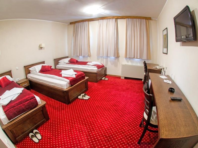 Hotel Photo 8