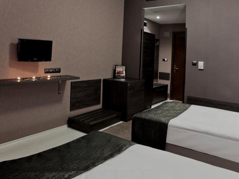 Hotel Photo 11