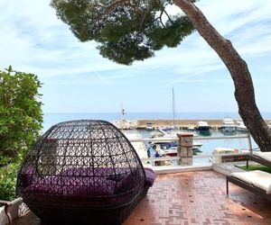 Stylish appartement on the board of the sea Eze France