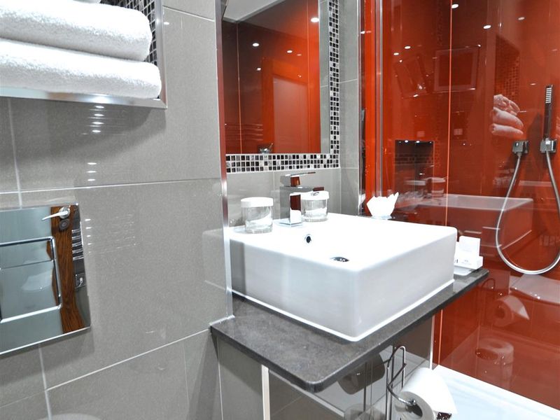 Hotel Photo 6