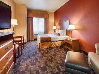 Фото отеля Best Western Windsor Pointe Hotel & Suites - AT&T Center
