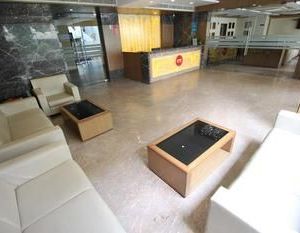 OYO Rooms Sayajigunj Vadodara India