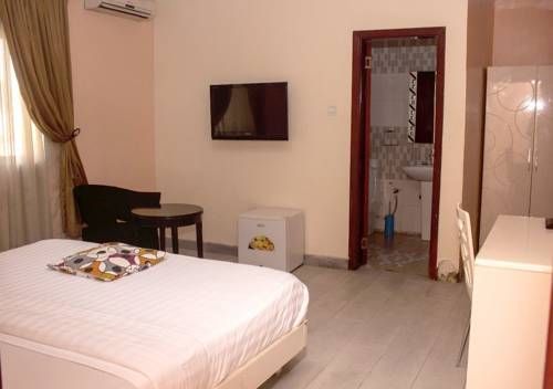 Hotel Photo 6