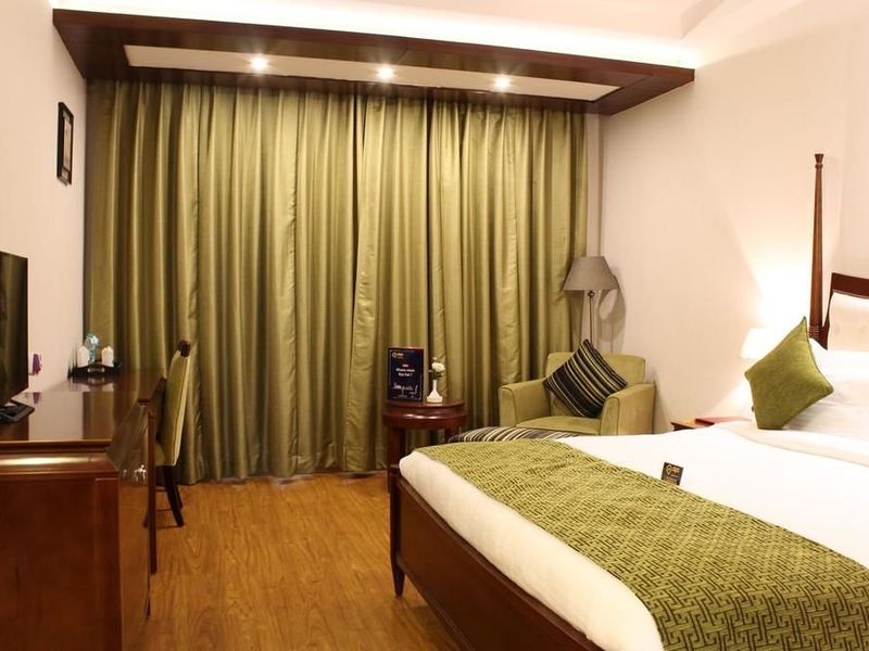 Hotel Photo 1