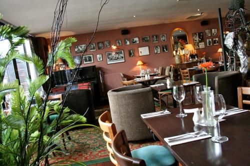 Hotel Photo 12