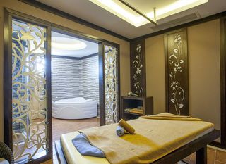Фото отеля Muong Thanh Luxury Nhat Le Hotel