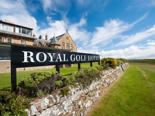 Фото отеля Royal Golf Hotel