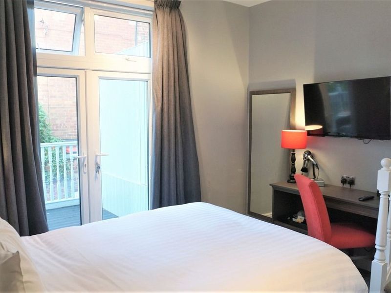 Hotel Photo 1