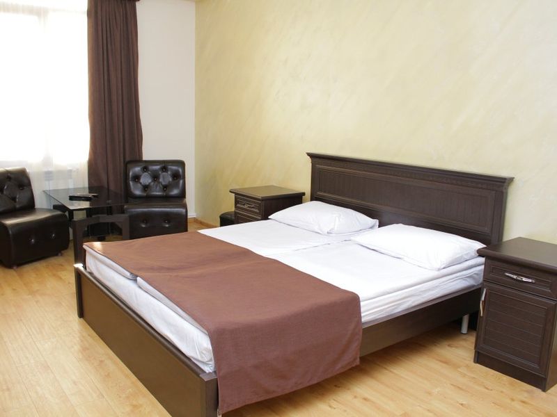 Hotel Photo 6