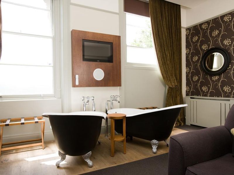 Hotel Photo 11