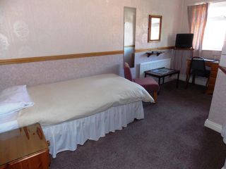 Hotel pic Pinegrove Hotel