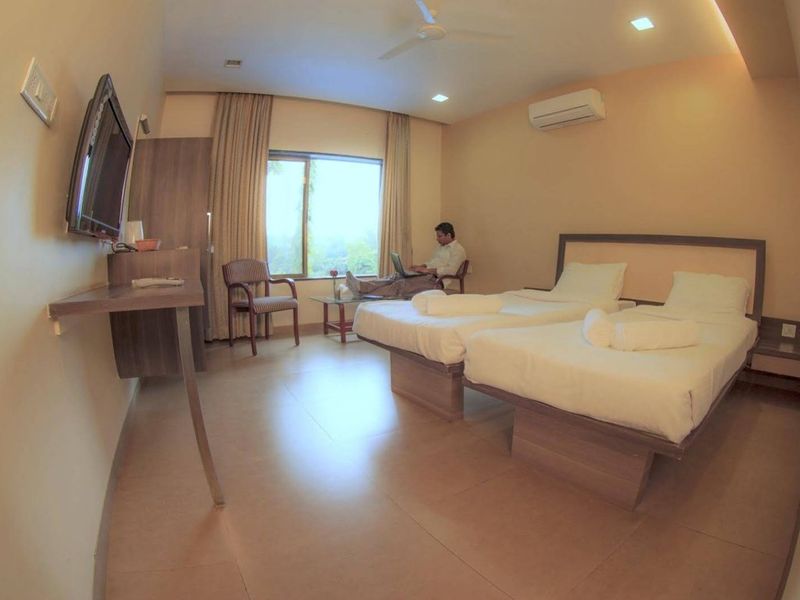 Hotel Photo 6