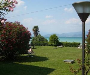 APPARTAMENTO MELEGARI Peschiera del Garda Italy