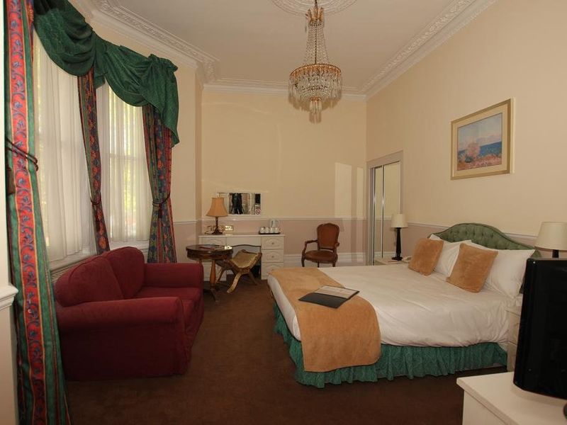 Hotel Photo 8