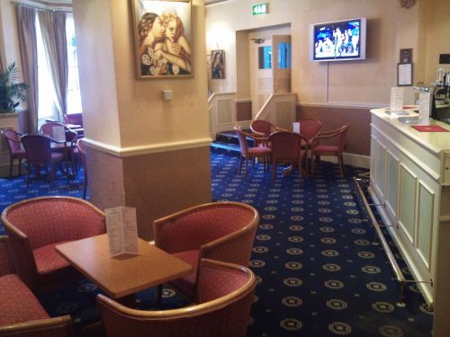 Hotel Photo 9