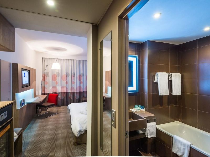 Hotel Photo 7