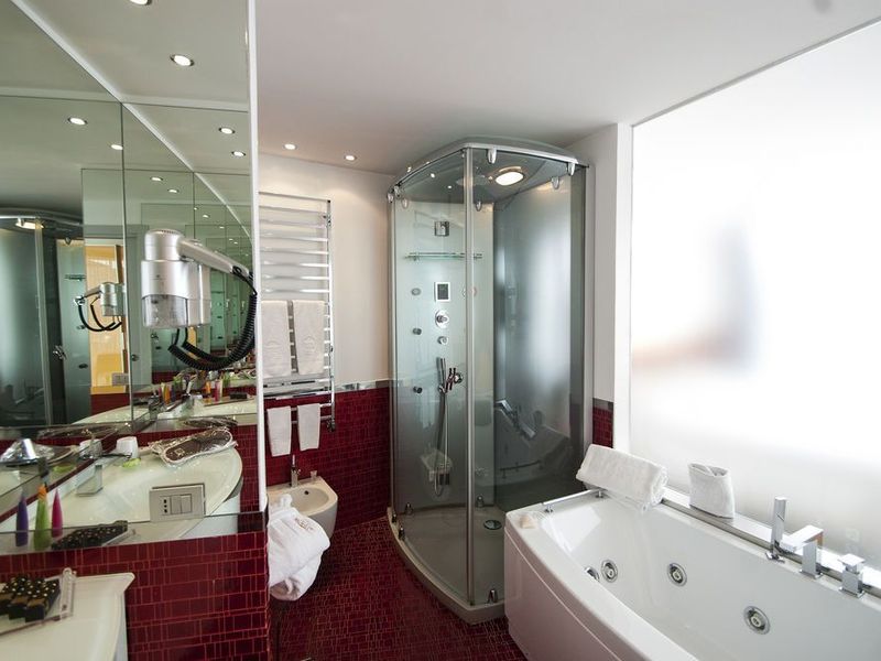 Hotel Photo 10