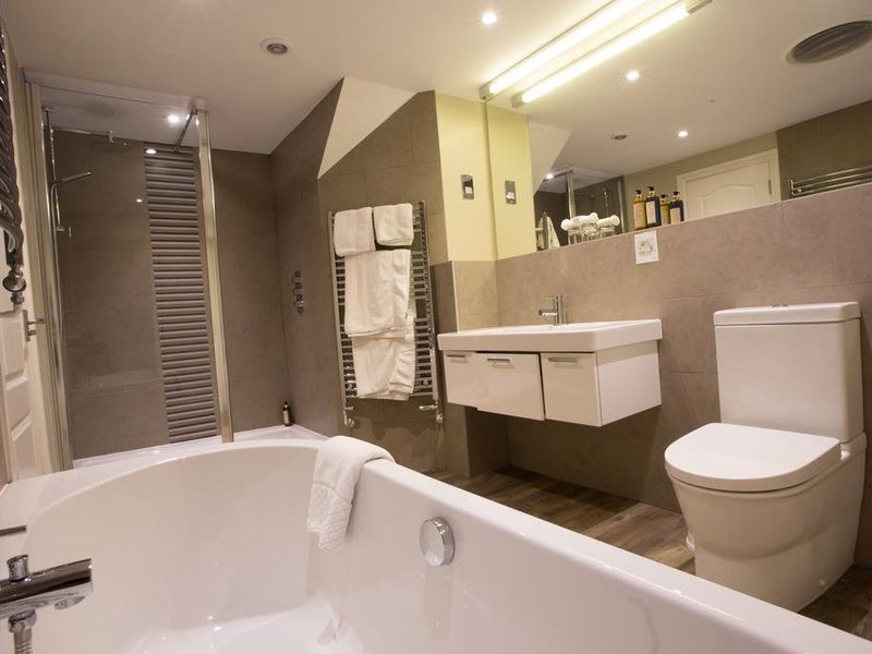 Hotel Photo 9