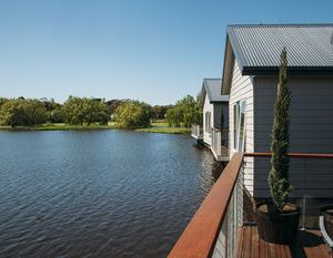 Lakeside Villas at Crittenden Estate Red Hill Australia