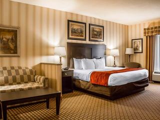 Hotel pic Comfort Suites Edinboro