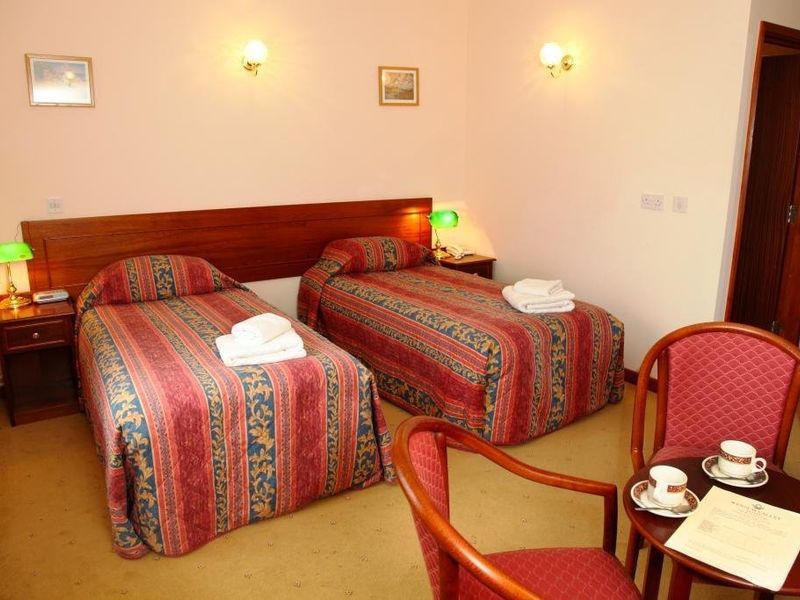 Hotel Photo 5