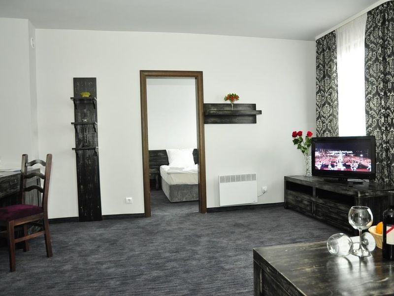 Hotel Photo 6